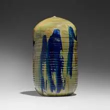 Toshiko Takaezu, Tall Closed Form, c. 1985, glazed stoneware