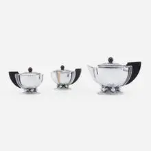 Manning Bowman & Co., Tea set, c. 1935, chrome-plated brass, Bakelite