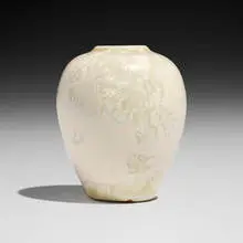 Cabinet vase by Adelaide Robineau, c. 1910, crystalline-glazed porcelain, sold Jan 2025
