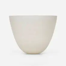 Arnold Annen, Bowl, 2013, porcelain