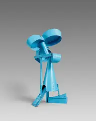 Thomas Kiesewetter, Ohne Titel (Kleeblatt), 2016, Blech, farbig gefasst, vernietet, verschraubt und geschweißt