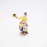 Japanerin, ein Becken schlagend by Meissen, 20. Jh, Porzellan, farbig staffiert, gold dekoriert, sold May 2025