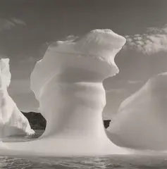 Lynn Davis, Iceberg #6, Disko Bay, Greenland 1988, 1989, Gelatinesilberabzug