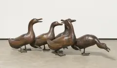 Kurt Arentz, Große Entengruppe, Bronze, rotbraun patiniert