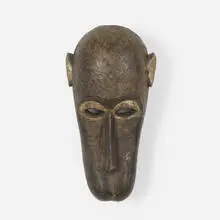 N'gon Koun mask by Bamana, carved and painted wood, sold Nov 2020