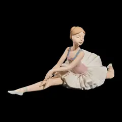 Posed Ballerina by Nao by Lladrò, porcelain, offered Jan 2025