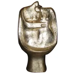 Ross Arcilla, Family brass