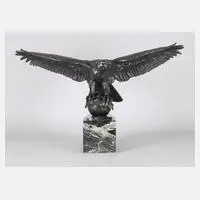 Anton Büschelberger, Adler auf Kugel, Bronze