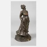 Marque, Frau im langen Kleid, Bronze
