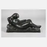 Frano Kršinić, liegender weiblicher Akt, Bronze