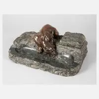 A. Titze, Schreibzeug mit trinkender Raubkatze, Bronze