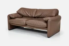 Vico Magistretti, 'Maralunga' Settee, 1970s, Leather
