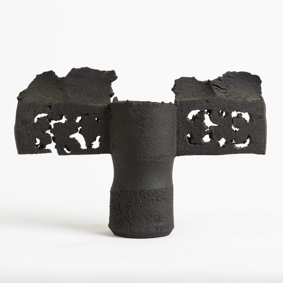 Colin Pearson, Winged Black Pot