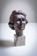 Garry Trimble, Bust Of A Woman