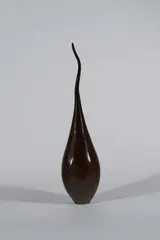 Vaso by Michael Foley, offered Nov 2025