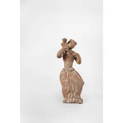 Maternidade, Década. 40 by Victor Brecheret, Escultura em terracota, offered Jul 2025
