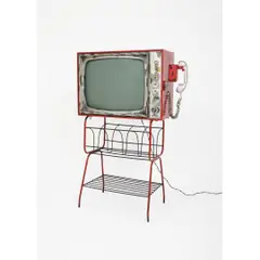 DÉCADA DE 80 by Barrão, TELEVISÃO PINTADA, MADEIRA, FERRO E TELEFONE, offered Nov 2024