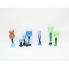 Alexandre Da Cunha, ROYALE, 2003, GARRAFAS DESCARTÁVEIS DE PLÁSTICO