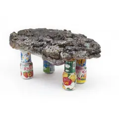 Erika Verzutti, TOKYO TURLE, 2015, ESCULTURA EM POLIURETANO, LATAS, CONCRETO, ACRÍLICA