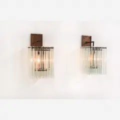 Untitled by Joaquim Tenreiro, Par de arandelas em latão e vidro, offered Nov 2014