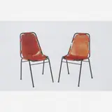 Charlotte Perriand, Par de cadeiras, c. 1970, França
