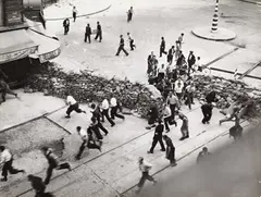 Robert Doisneau, Alert at the barricade on Saint-Jacques Street, Paris 1944, 1944, photograph