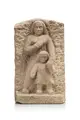 Lucie Prussog, Mutter mit Kind / Kniende, 1948/1954, Sandstein