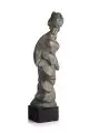 Susanne Voigt, Ohne Titel (Weibliche Figur), 1975, Gips, bronziert, Partiell grün patiniert
