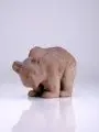 H. L. W., Beobachtender Bär. Ohne Jahr, Keramik, brauner Scherben