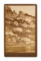 Hermann Krone, Bastei, Um 1858, Albuminabzug, auf mittelbraunem Trägerkarton mit geprägtem Atelierstempel "Photographie u