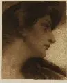 Max Pietschmann, Frauenkopf nach rechts/ Messfeier, Um 1902, Radierungen. "Frauenkopf nach rechts" u.re. signiert und datiert "M Pietschmann 02", o.re. bezeichnet "Druck von O Felsing, Berlin". "Messfeier" in der Platte u