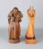 Twee oude houtgestoken figuren, 1930 - 1950