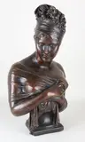 1915 by Grote antieke bronskleurige gipsen damesbuste, Grote antieke bronskleurige gipsen damesbuste, offered Oct 2019