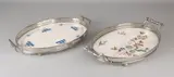 2x Keramieken dienbladen, 1915, Twee kleinere Jugendstil keramieken dienbladen met vernikkelde omranding
