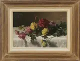 Chris van der Windt, stilleven, Chris van de Windt ( 1877 - 1952 Leiden), olieverf op paneel, bloemen op tafel 38x27cm