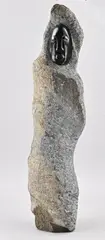 beeld by Fabian Madamombe, Afrikaans marmeren gebeeldhouwd figuur door Fabian Madamombe, Zimbabwe, offered Jun 2026
