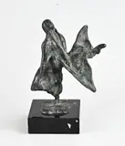 Frank Rosen, Danseres, Bronzen danseres op zwart marmeren basement