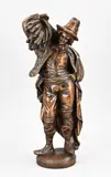 Houten beeld, Boer met korenschoven, 19e Eeuws notenhout gestoken figuur