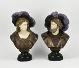 Twee antieke Duitse gepolychromeerde bustes van gips, H 28 - 29 cm., Twee antieke Duitse gepolychromeerde bustes van gips
