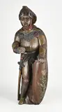 18e - 19e Eeuws gestoken ridder figuur, H 65 cm., Groot 18e - 19e eeuws eikenhout gestoken ridderfiguur met wapenschild