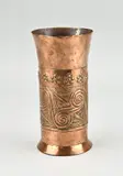 Arts & Crafts vaas, H 21 cm.