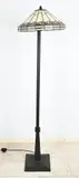 H 168 cm. by Staande lamp in Tiffany-stijl, offered Apr 2025