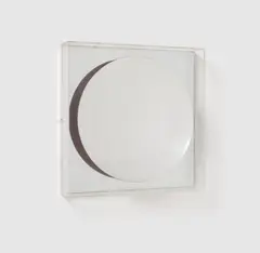 Spiegelobjekt by Adolf Luther, 1968, Konkaver Spiegel vor Spiegel vor Holz. In Plexiglaskasten, sold Feb 2025