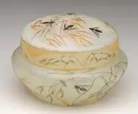 Covered Box by Daum, offered Dec 2006