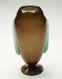 Schneider, Vase