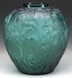 Lalique, Green Perruches Vase