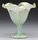 Quezal, Pulled Feather Flower Form Vase