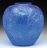 Perruches Vase by René Lalique, offered Jun 2015