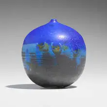 Toshiko Takaezu, Ocean Edge (with rattle), c. 1992, glazed porcelain