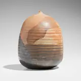 Toshiko Takaezu, Closed Form